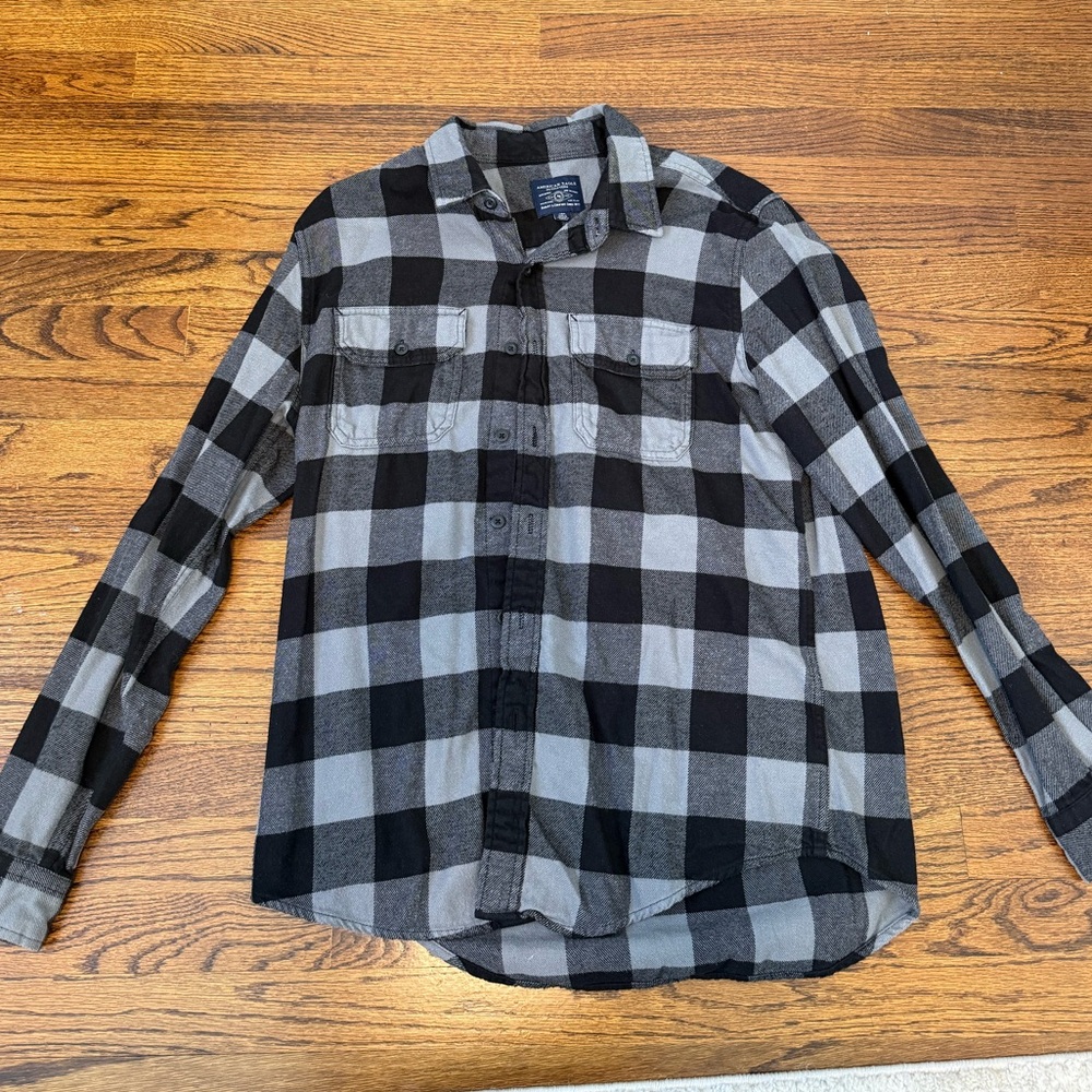 American Eagle Outfitters Black and Gray Checkered Shirt